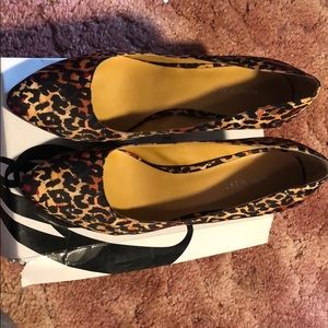 Used leopard print high heels